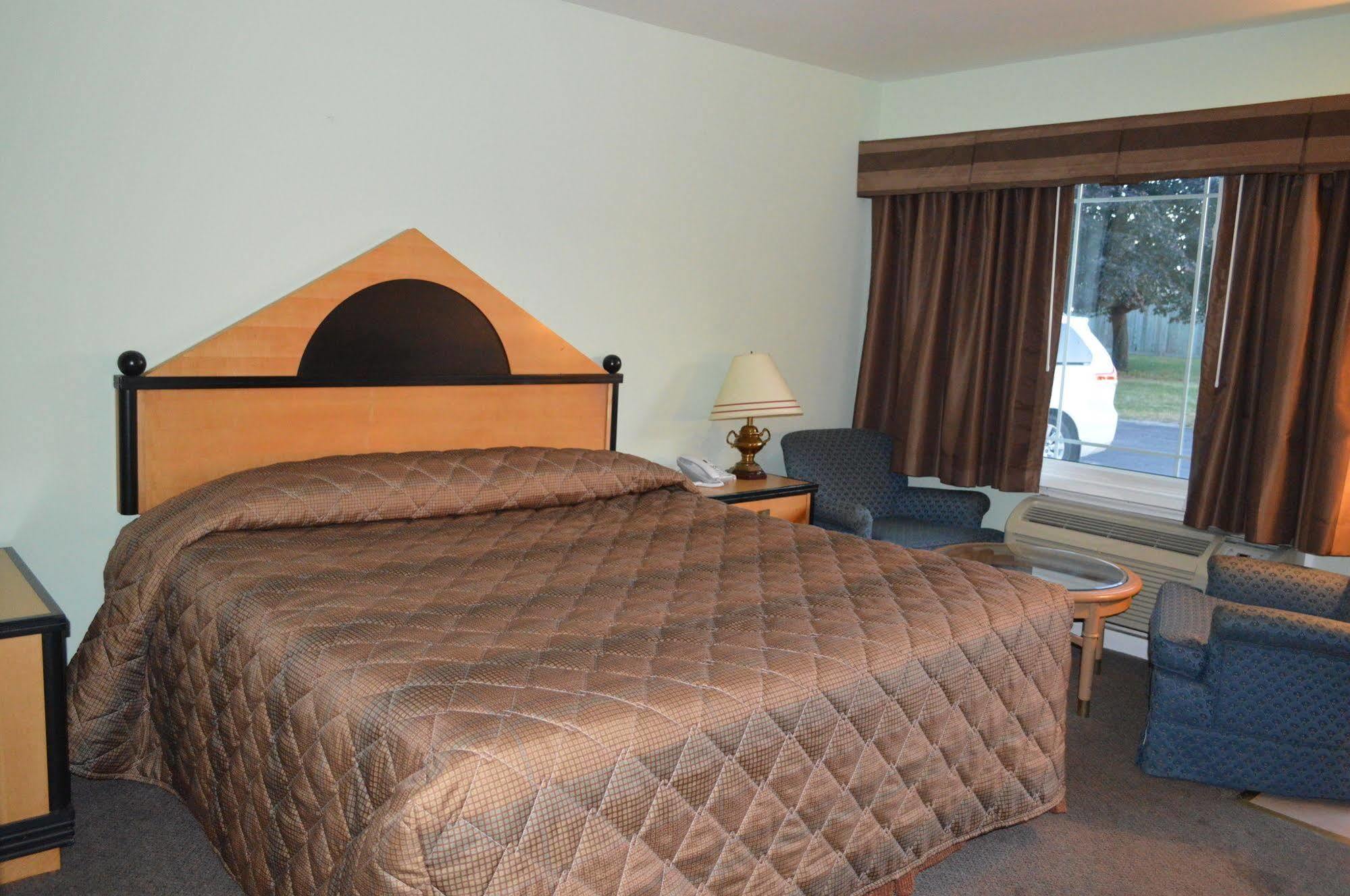 Kitchener Motel ภายนอก รูปภาพ